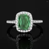 Branche de cluster Brand 925 Bijoux en argent Emerald Diamond For Women Square Gemmestones anneau d'or blanc vintage May Birth Stone Bague