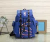 Mochilas de mochila de luxo Backpacks Backpacks em grande capacidade com várias cores Pacotes traseiros Novidade de ponta atmosfera novidade