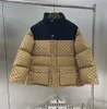メンズ冬の膨らむジャケットレディースフルプリントダウンコートマンロングスタイルパーカジャケット2022トレンディフード付きコートユニセックス刺繍パターンアウターウェミ服s-l
