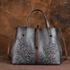 Duffel Bags 2022 Bolsa feminina TEXTURA EM BACA GENUINA BACA DE CAPARIA GENUINA CUSTILHA CAMADA CAMADA DE CONDO GRANDE CAPACIDADE