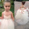 Mädchenkleider Wunderschöne lavendelfarbene Blumenmädchen-3D-Festzug-Kleider für Kinder, Hochzeit, Prinzessin