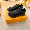 Os sapatos casuais clássicos de designer de luxo de alta qualidade são feitos de pele de bezerro de grãos macios com textura metálica acaba asdadawdadasdawsasaw