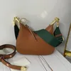 Umhängetasche, Handtasche, Schultertasche, Tragetaschen, echtes Leder, klassische Buchstaben, Metallschnalle, beidseitig, abnehmbarer Gurt, Schultergurt, Reißverschluss, Damen-Clutch