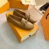 Handgefertigte Gloria-Loafer für Damen, klassische Nieten unten, Fliege, beschichtetes Canvas, Blumendruck, umgekehrte Modeschuhe aasdadsawdsadasawsadwds