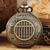 Montres de poche Chiffres romains Cadran Quartz Montre Bronze Exquis Fenêtre Relief Motif Collier Fob Chaîne Montre Vintage Cadeau