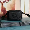 バッグデザイナーチェストデザイナーショルダーウォレット男性と女性のメッセンジャーハンドバッグ荷物タグ最高品質の財布