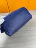 47528 KING SIZE TOILETRY BAG Men Extra Large Wash Bags Luxurys Designers Make Up Cosmetic Toilet Pouch Women Beauty Makeup Case Pochette Accessoires Double