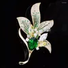 Broches delicados cúbicos zirconia magnolia broche flor pino acessórios de roupas corsage fêmea para mulheres folhetos de jóias luxo