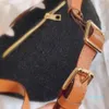 허리 가방 크로스 바디 가방 새로운 자수 가슴 가방 남성 패션 스포츠 유니탄 싱글 숄더 가방 2021226b