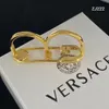 Identidad clásica Mujeres Pin Broche Collares Pulsera Anillos Conjunto Banshee Medusa Retrato 18K Chapado en oro Nuevo diseño Diseñador Joyería VSEG411