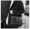 schouder Designer tassen Luxe Messenger bag voor mannen Mode zachte lederen clutch Metalen kruis Envelop tas Punk Elements handtas van hoge kwaliteit
