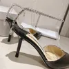 2022 neueste Designer -Sandalen speicherte Zehen Strassknöchelgurt 85 cm High Heels Patentleder Schwarz Nackt Weiße Frauen Schuhe Pumpe 3356202