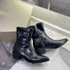 Stivali tascabili Designer Women Zipper Pointed Boot Cheshire Scarpe spesse tacchi a mezzo stivali per la caviglia in ginocchio