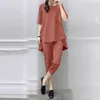 Женские брюки с двумя частями 2pcs/Set Simple Top Set Soft Women Outfit Antifling Elegant Low Hem Capri