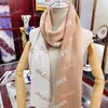 Designer Cashmere Scarf Winter Women Lettera Mens Srocciola stampata Fashion Pashmina Shawl Scialle di alta qualità Sciarne di seta da donna 2294499