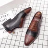 Scarpe uomini oxford brogues classico abbinamento a colori appuntiti pungine di moda in pizzo business wedding casual quotidian ad109 0c35 wedd