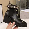 2022 Women's ankle boot Designer Luxury Bee embroidered Martin Desert Boots Beige ebony Genuine Leather quilted Lace-up Winter Shoes Rubber lug sole box Big size US11