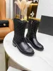 Botas femininas novas de luxo couro de vaca de flor integral tamanho 35-41 botas femininas de inverno de 8 polegadas Martin Knight com zíper