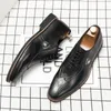Men schoenen Oxford Elegant Square Head Brogue Canved Pu ing Lace Fashion Business Casual Wedding Daily Ad E WDD