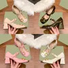2022 Moda Kadınlar Elbise Ayakkabı Patent Deri At Bitlik Mary-Jane Yüksek Topuklu Pink-Buckle Strap Lüks Tasarımcı Kadın Metal Toka Blok Topuk Lady Lady Toe
