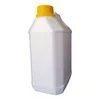 Las botellas de plástico moldeadas se usan ampliamente, no es fácil de deformarse y dañarse y admitir la personalización