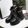 2022 Designer Women Ankle Boots Thick-soled Desert Martin Boot Embroidery Diamonds Decorative Luxury Boots With Box size 35-41