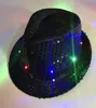 LED Jazz Party Hoeden flitsen Light -up Led Fedora Trilby Sequins Caps Fancy Dress Dance Dans Unisex Hip Hop Lamp Luminous Hat 902