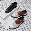 Brogue schoenen mannen schoenen klassiek Brits pu stiksel faux suède puntige teen kanten mode business casual bruiloft dagelijkse ad107