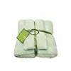 Serviettes brodées de lettres délicates, ensemble de 2 pièces, débarbouillettes de bain pour la maison, serviette de plage