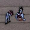 Spille 2022 Beetlejuice Lady Badge Set Smalto duro Fan soprannaturali Punk Flair Accessorio Spilla per film horror anni '80