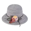 Cappelli a tesa larga Cappello estivo da donna Cappello da spiaggia pieghevole Sole Cappello di paglia portatile Visiere Bowknot Fiore Viaggio casual