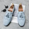 Gesneden brogue loafers schoenen mannen tassel round head faux suède slip op modebedrijf casual bruiloft dagelijkse advertentie d fashi