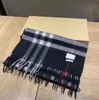 2022 Nieuwe top Dames Man Designer Sjaal modemerk 100% Kasjmier Sjaals Voor Winter Dames en heren Lange Wraps Maat 180x30cm kerstcadeau