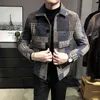 Abiti da uomo Blazer Abrigo Hombre 2020 Giacca da uomo casual coreana con cuciture Slim Fashion Warm maniche lunghe Plaid Gentleman Tasche L220902