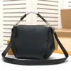 Babylone Bags Carmel Hobo Bag Mahina Perforazioni in pelle Manico in pelle intrecciata Borsa spaziosa Borse tote Ciondolo rimovibile Targhetta con nome Tracolla di design di lusso