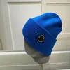 Moda Kafatası Kapakları Örme Şapkalar Kış Tasarımcı Şapkalı Mektuplar Damgalı Sıcak Yün Beanie Unisex Casquette 5 Renk Yüksek Kalite