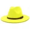 Chapeau Fedoras jaune fluo à large bord Panama feutre chapeau pour hommes Jazz chapeau église haut casquette femmes britanniques Fedoras chapeaux