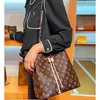 أكياس كلاسيكية أفضل حقائب اليد الفاخرة الشهيرة مصممة الكتف كروس جسم دلو سيدة الأزياء Crossbody Bag Champagne Pocket 20cm