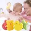 Rękawiczki do prania Baby Bath Prysznic Gąbka Śliczne zwierzęta pocieranie ciała kąpiel Kąpiel 4 colors Naturalny drewno miazga miękka bawełniana akcesoria łazienkowe 20220903 e3