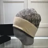 2022 패션 디자이너 비니 여성을위한 비니 Casquette Cashmere Knitted Mens Beanies 따뜻한 고급 야구 스포츠 모자 두개골 캡 장착 클래식 모자 캐주얼 보닛 모자