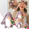 Decoratieve objecten Figurines #Faceless Dwarf Doll Ornament Holding Tulip Gnome Cute Desktop Decoration Happy Mother Day Home Party Decor Toys Standing Post 220902