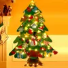 Kerstdecoraties 100x70cm 3D DIY Filt Tree Cartoon Patroon Sticker met lichte thuismas feestaccessoires Shop Showcase Decor