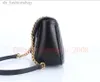 Luxurys designers väskor kvinnor axel röd klassisk läder hjärtstil guldkedja handväska tote messenger handväskor multi pochette