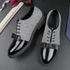 Oxford Men Shoes Personalité britannique Double Houndstooth Pu Bow Tie Business Fashion Business Casual Wedding Party Daily Ad132