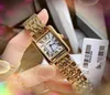 atmosph￨re classique Good Watch 31 mm Business Switzerland Explosions annuelles Highend Women Fine Small Steel Luxury Square Roman All the Crime Wristwatch