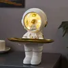 Oggetti decorativi Figurine Decorazione della casa Astronauta Statua Vassoio portaoggetti Scrivania nordica Astronauta Figurine Soggiorno Decorazioni per la tavola Chiave Storage Craft T220902