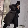 Designerska kurtka puchowa Re-Nylon dla kobiet Wyściełana klamra paska Długie rękawy