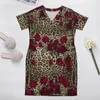 Robes de taille plus dorée Leopard Robe décontractée femme Red Roses Imprimé sexy Summer V couche Streetwear graphique 4xl 5xl