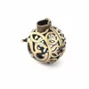 Pendanthalsband Vintage ihåliga filigree Locket Cage Essential Oil Diffuser DIY Fynd som gör antik bronsborstad mässing 27x22mm