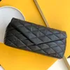Sade Puffer Envelope Clutch Bag Quilted Satin Designer Magnetic Front Flap Envelopes Wallets Gold Toned Metal Hardware Pouch Purse